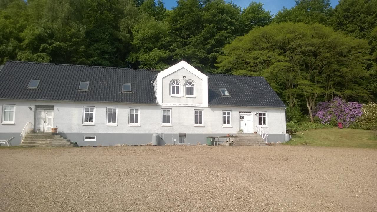 Moselundgaard B/B Og Hestehotel Engesvang Екстериор снимка